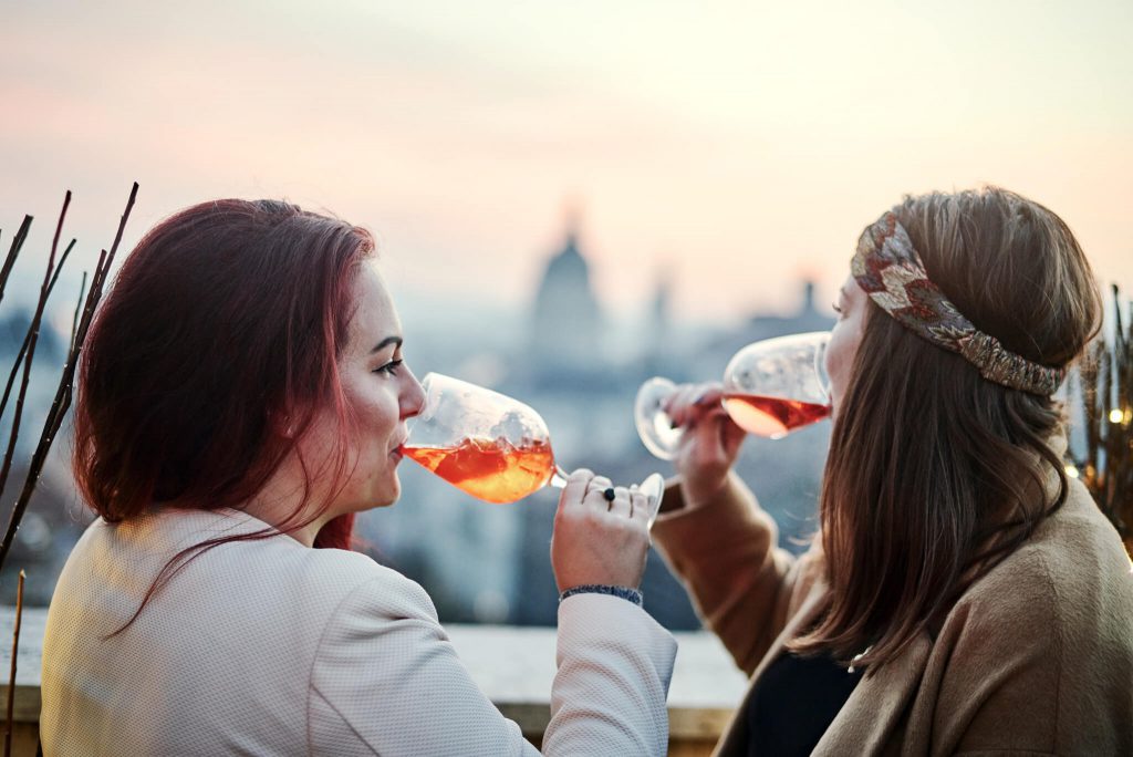 360 BAR - IGLOO GARDEN BUDAPEST - Take life one sip at a time.